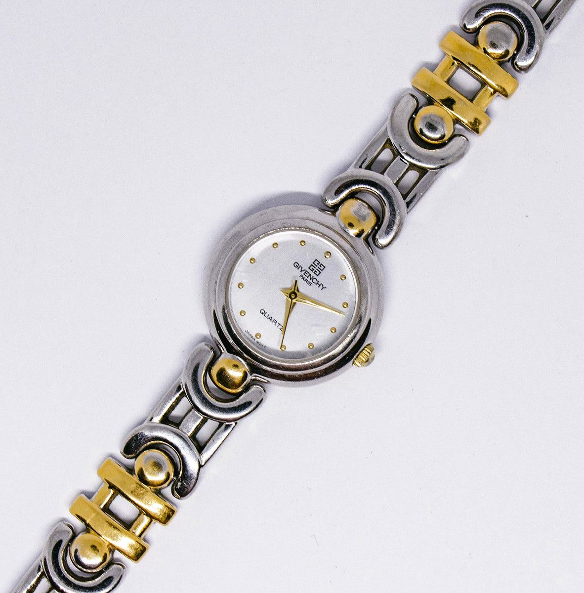 Givenchy Paris Quartz reloj | Mujer de lujo de plata de plata reloj –  Vintage Radar