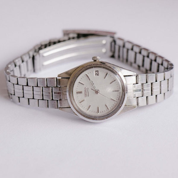 Seiko 2A22-0010 A1 Quartz Watch | Minimalist Silver-tone Ladies Watch –  Vintage Radar