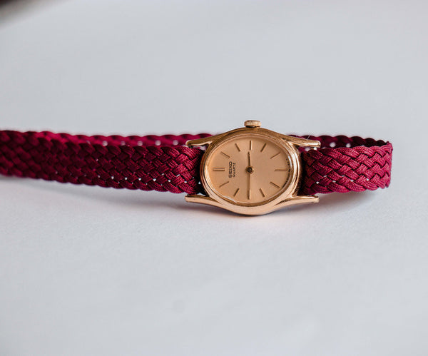 2C20-5589 Seiko Vintage Watch | Tiny Gold-Tone Watch For Women – Vintage  Radar