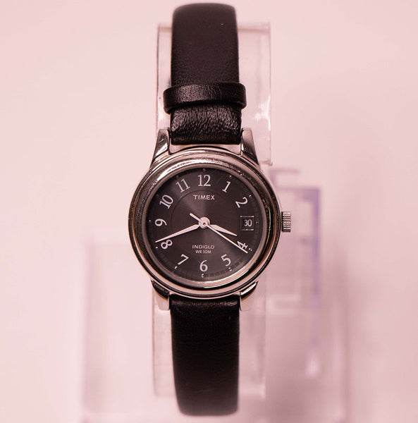 Black Dial Timex Watch for Women WR 50M Date Window – Vintage Radar