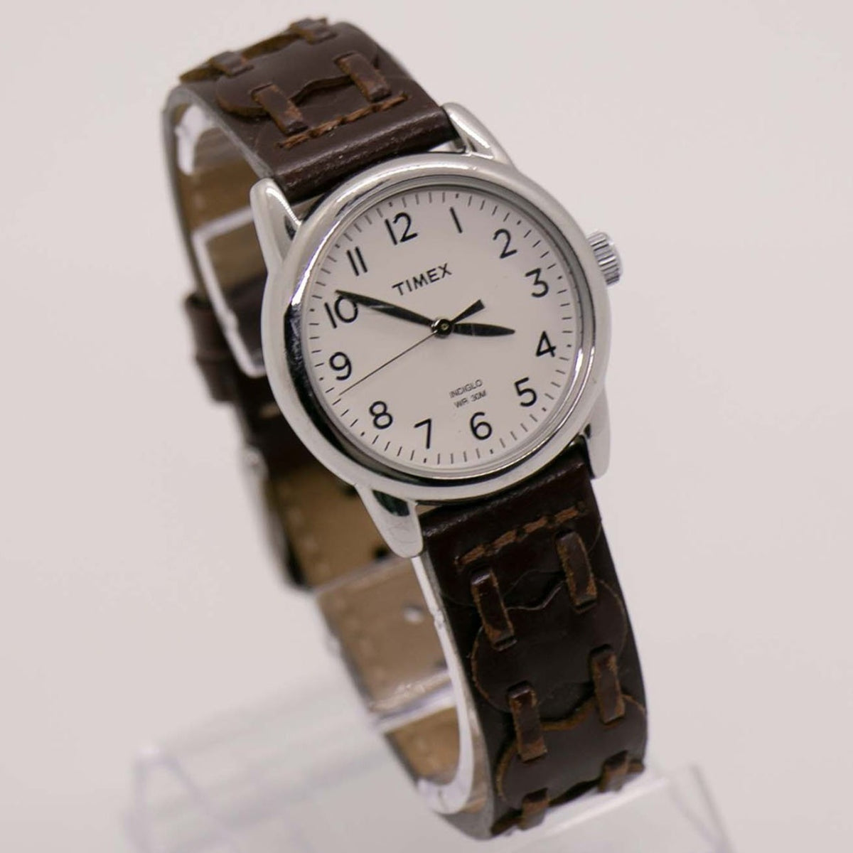 Timex Indiglo Classic Watch for Men and Women 30mm from the 90s – Vintage  Radar