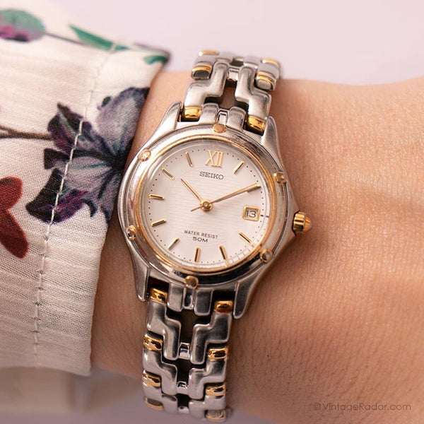 Vintage Two-tone Seiko 7N82-0599 R1 Watch for Her | Japan Quartz Watch –  Vintage Radar