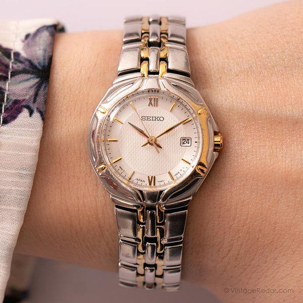 Vintage Seiko 7N82-0AT0 R1 Wristwatch for Her | Two-tone Elegant Watch –  Vintage Radar
