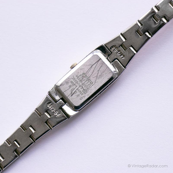 Vintage Seiko 2E20-7479 R0 Ladies Wristwatch | Occasion Watch for Her –  Vintage Radar