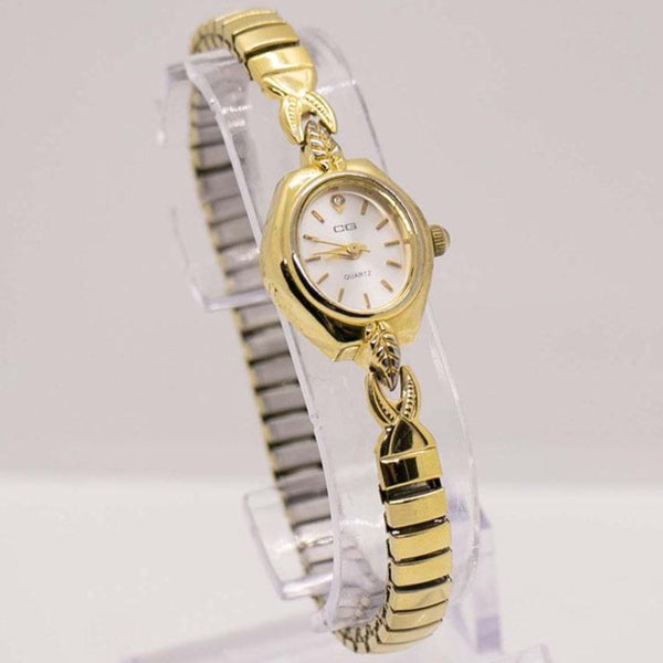 CG de tono de oro reloj para mujeres | Elegantes relojes de pulsera vintage – Vintage Radar