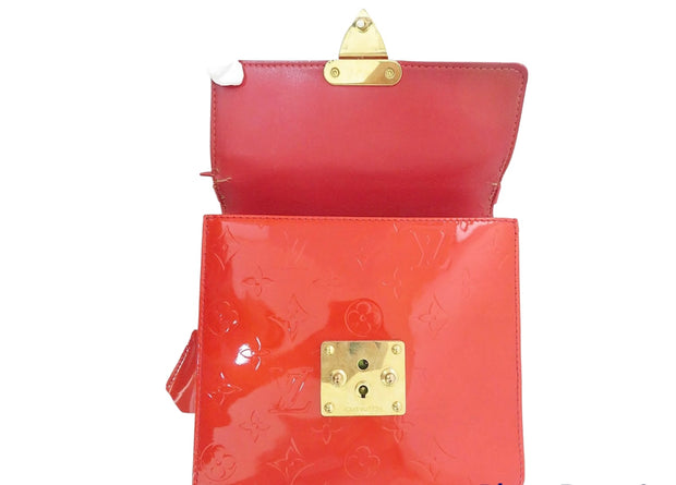 LOUIS VUITTON Black Epi Leather Pochette Accessoires handbag Clutch  Messenger Bag ref.541963 - Joli Closet
