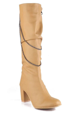 pointed toe boot