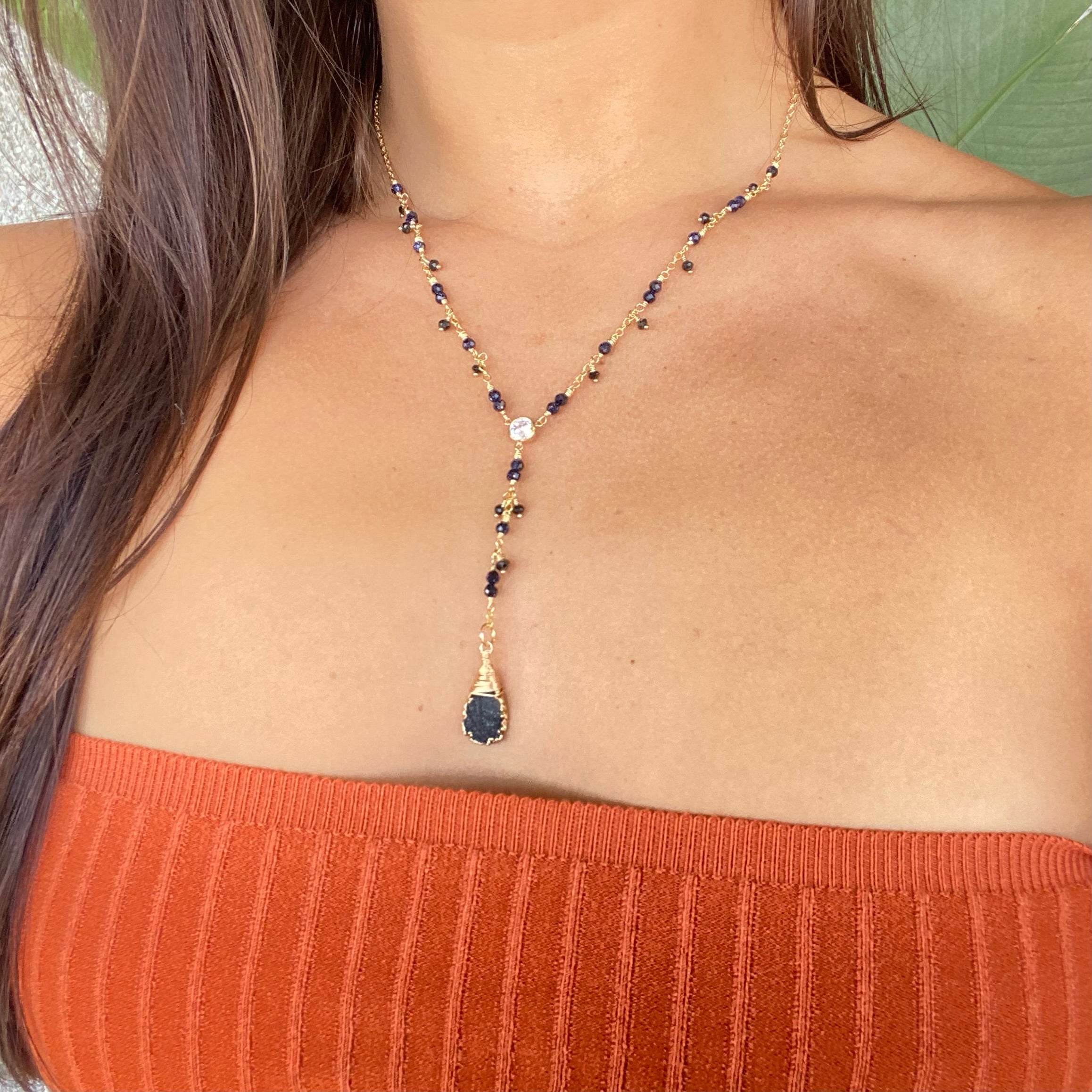 gemstone y necklace