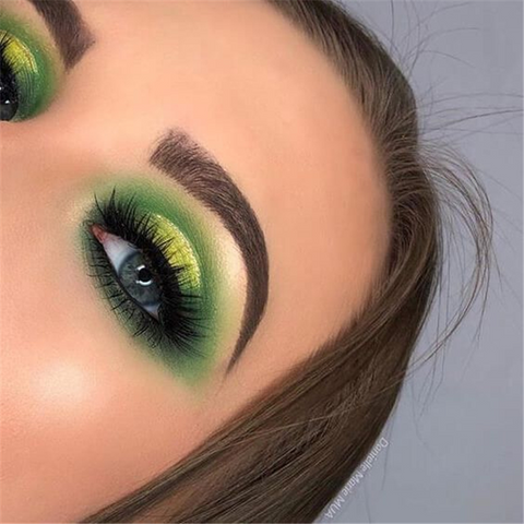 green eye makeup look