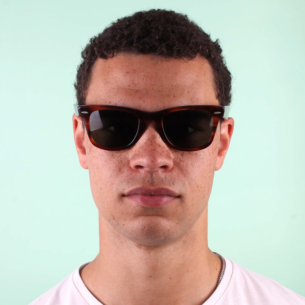 retro wayfarer sunglasses