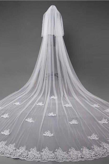 cream wedding veil