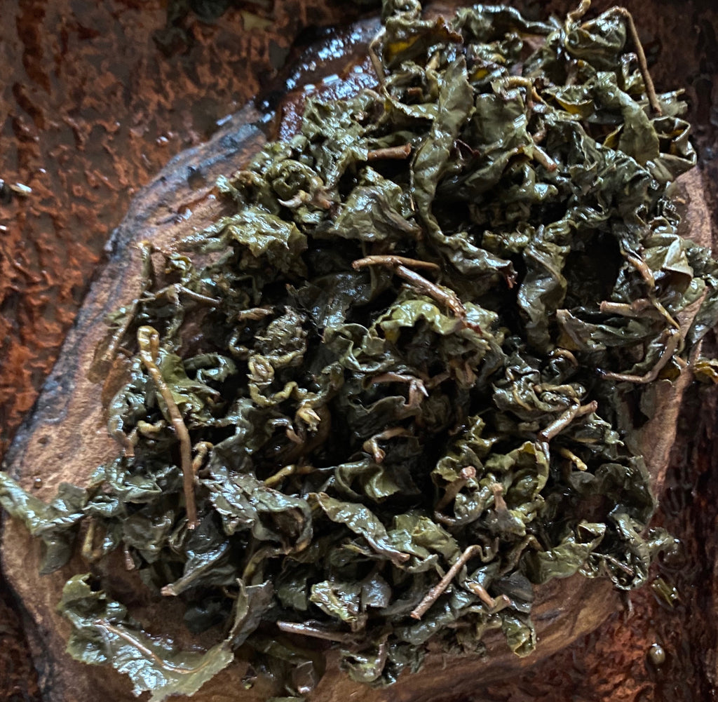 Traditional Lugu Oolong Tea brewed