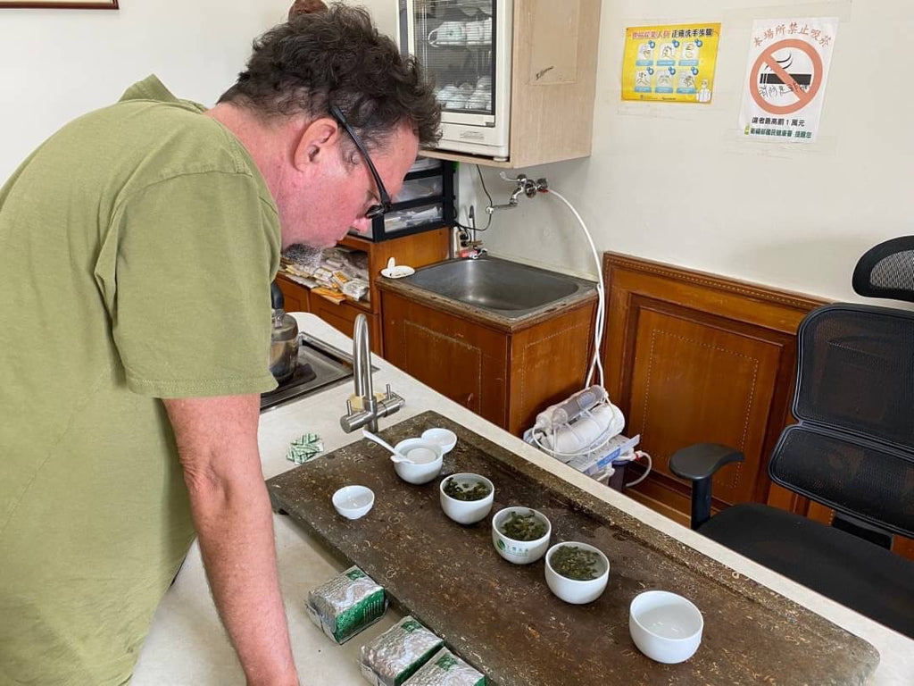 Reviewing tea harvest selection using tea judging sets