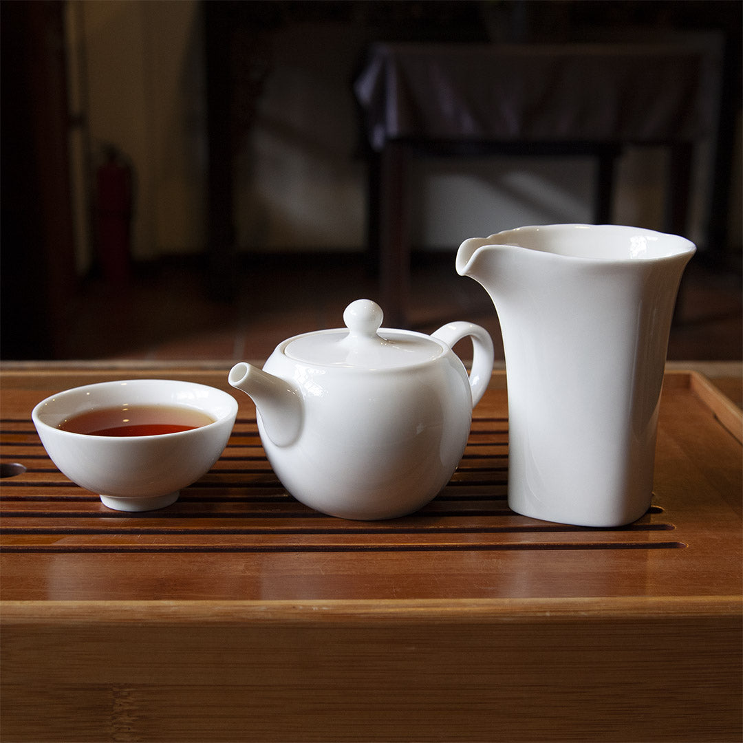 White Porcelain Single Brew Teapot and Teacup