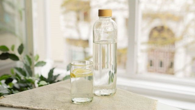 carryglass_300ml_upcycling_trinkglas für jeden Zuhause.JPG__PID:f0d9520b-24cf-4e09-b819-f50c389b2107