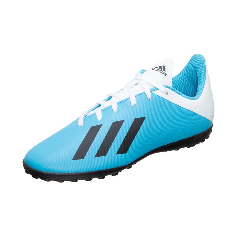 t9 astro turf trainers
