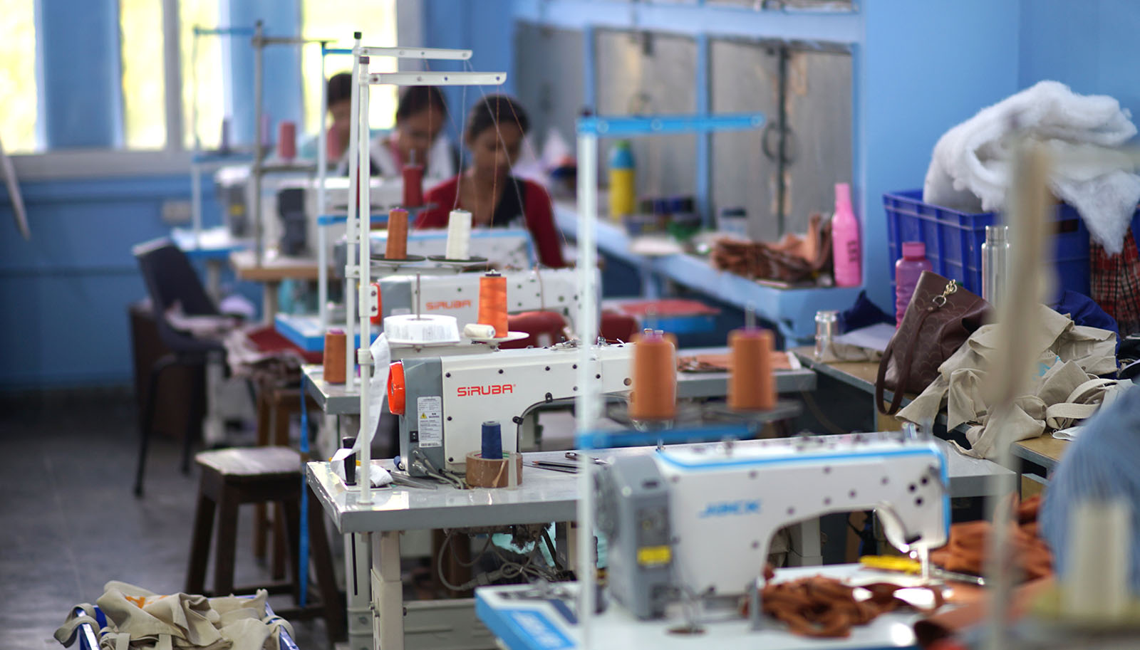 Une fabrication responsable : L'ONG SSMI fabrique les produits Hindbag