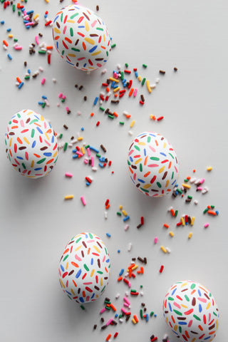 DIY sprinkle eggs