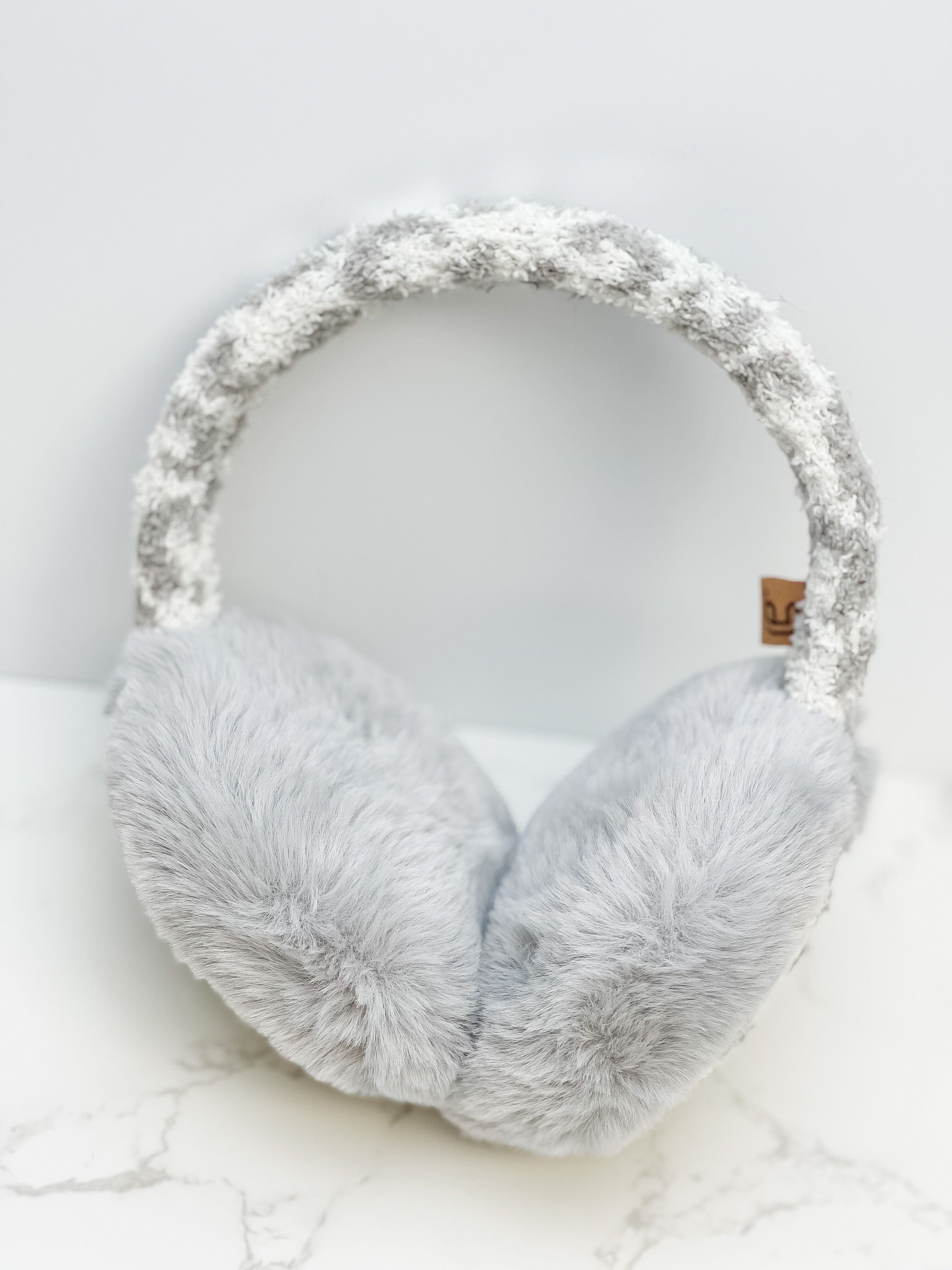 Cozy Leopard Earmuff  - Gray