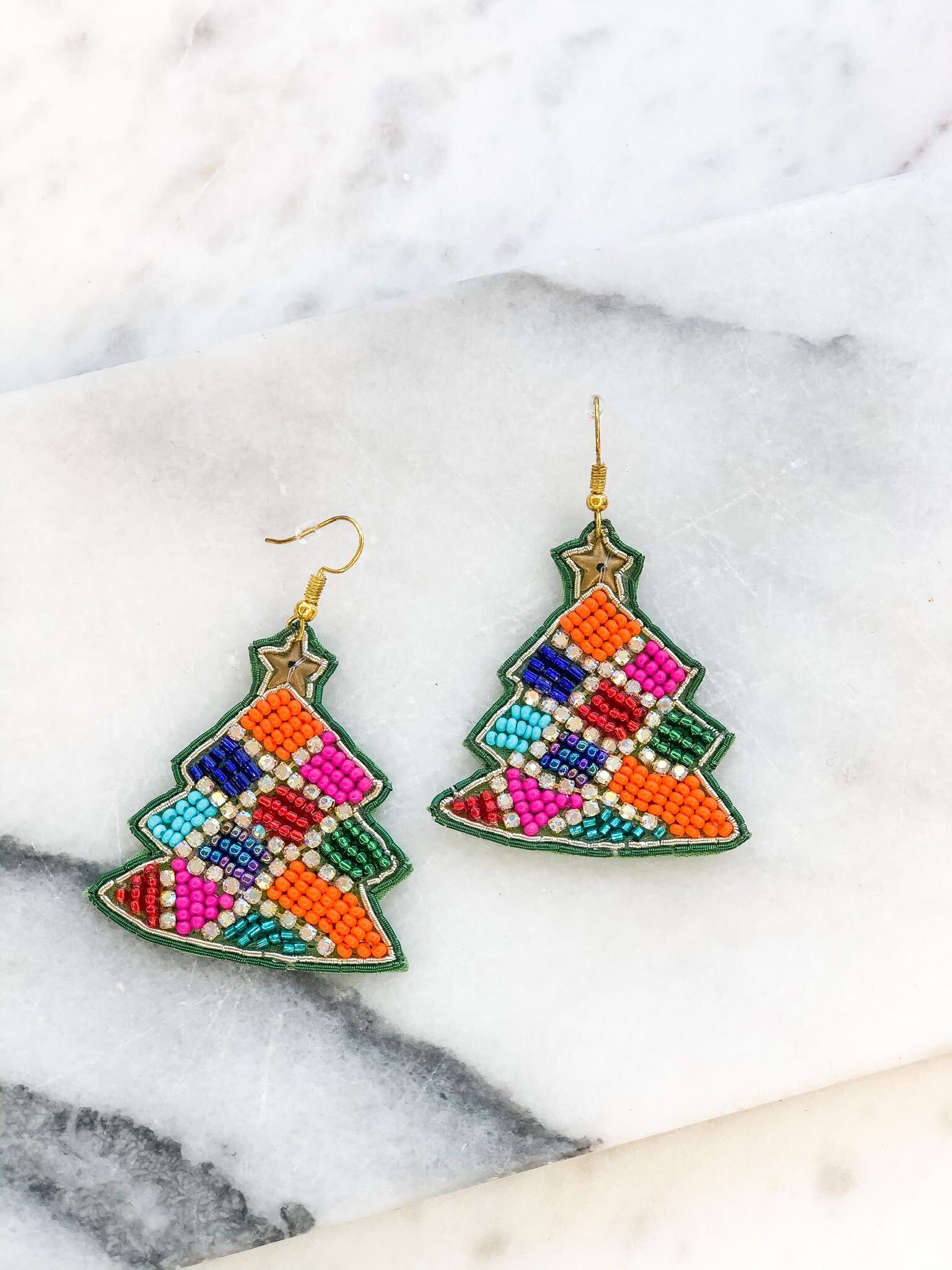 beaded christmas earrings