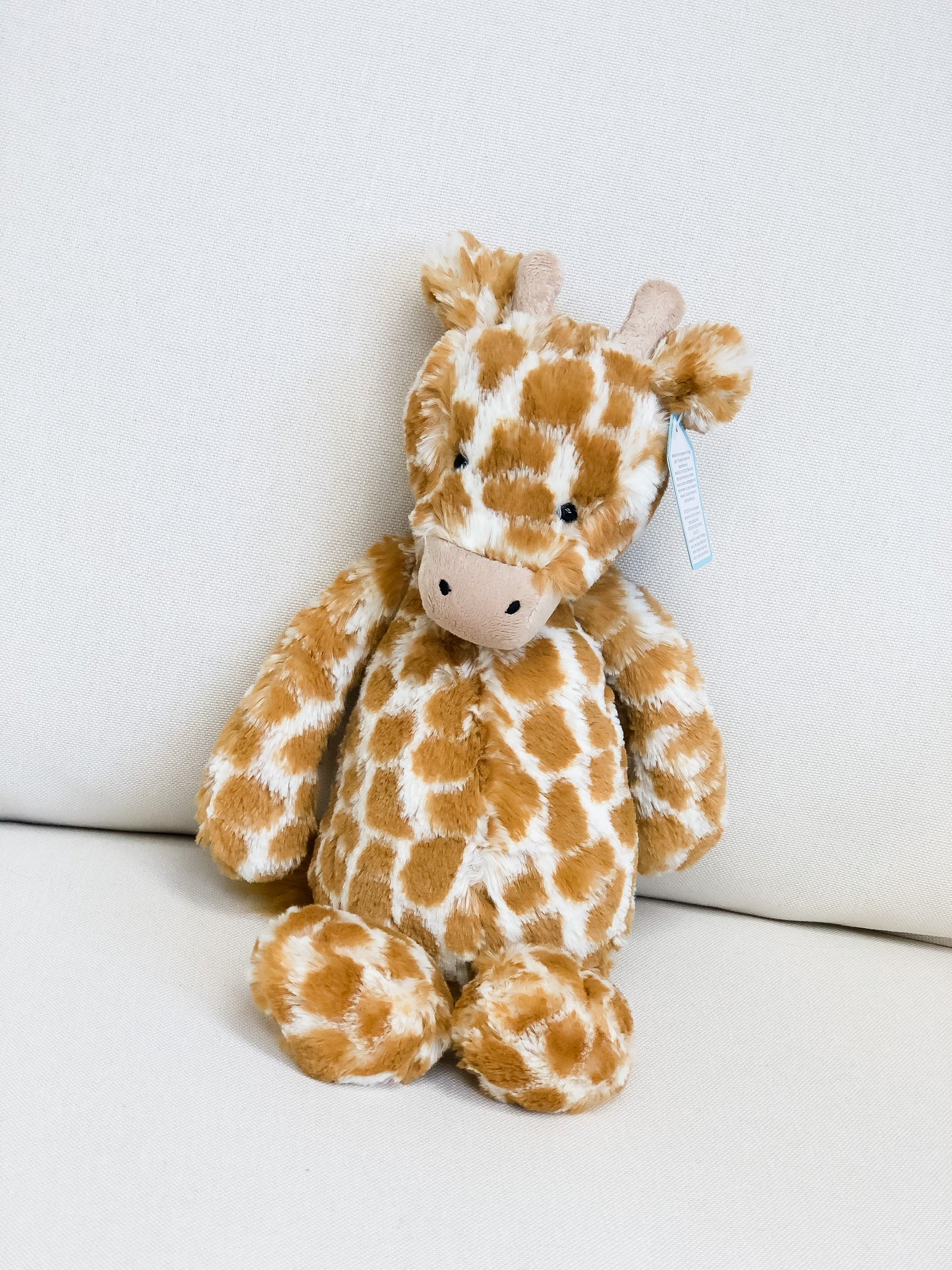 jellycat giraffe