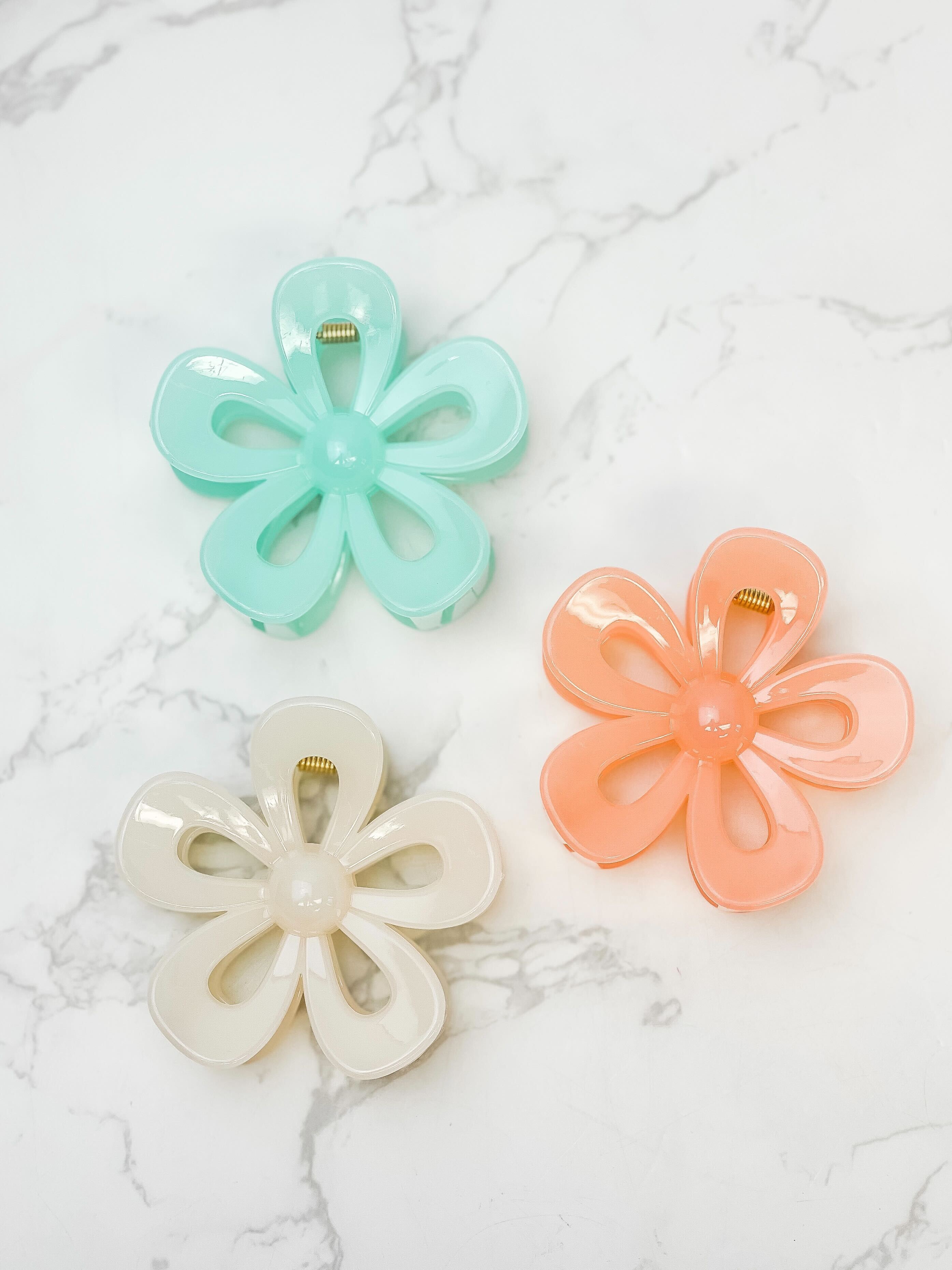 Acrylic Open Flower Hair Clip - Mint