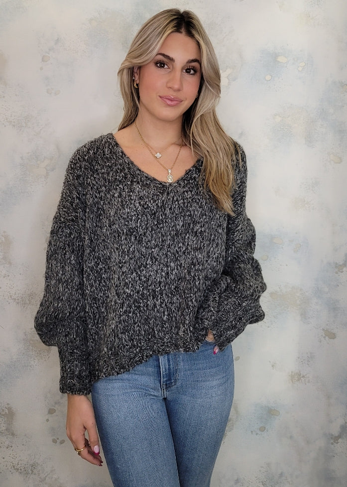 Twenty5A Italy - Chunky V-Neck Sweater