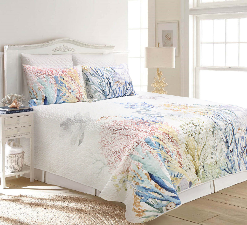 Palm Leaf Garden Cottage Collection Year Round Quilt Set – Elise and James  Home