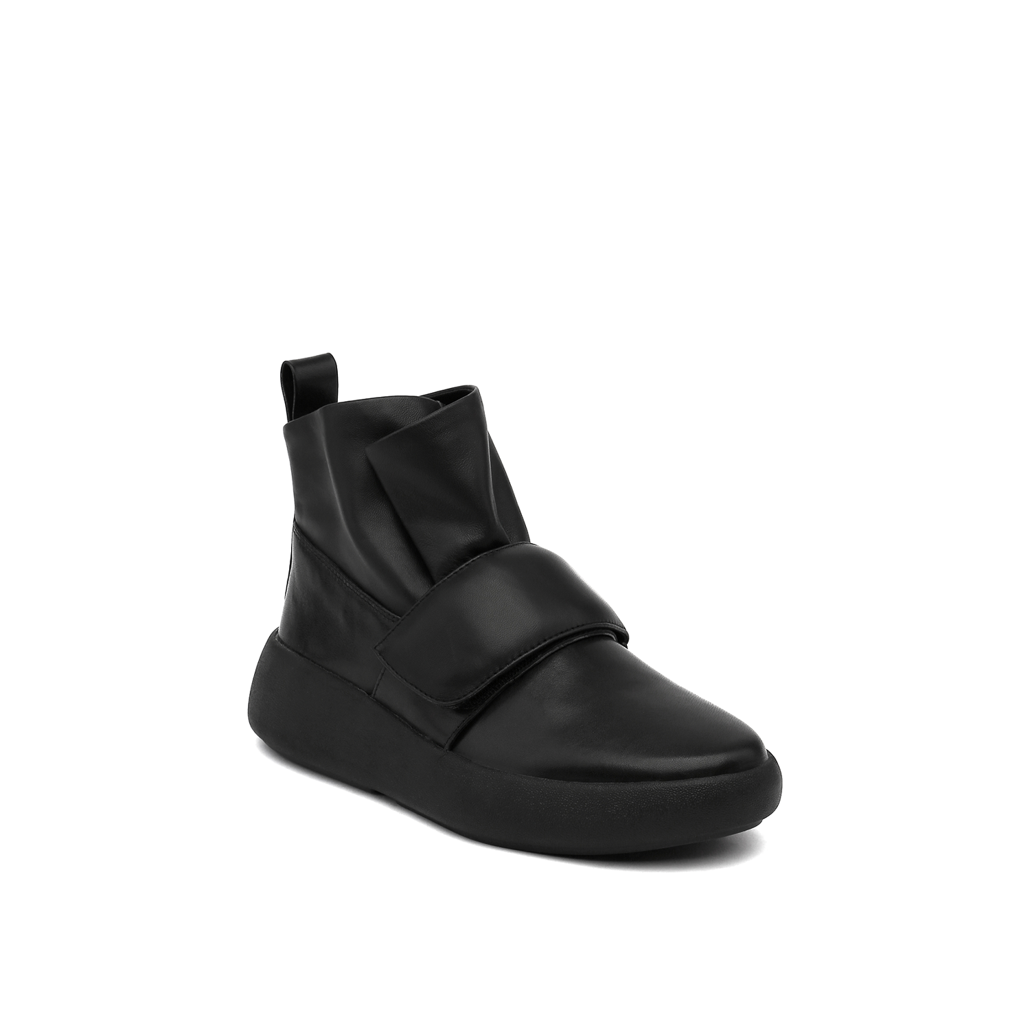 クーポン利用で2750円&送料無料 美品！ISSEY MIYAKE×UN Flux Sneaker