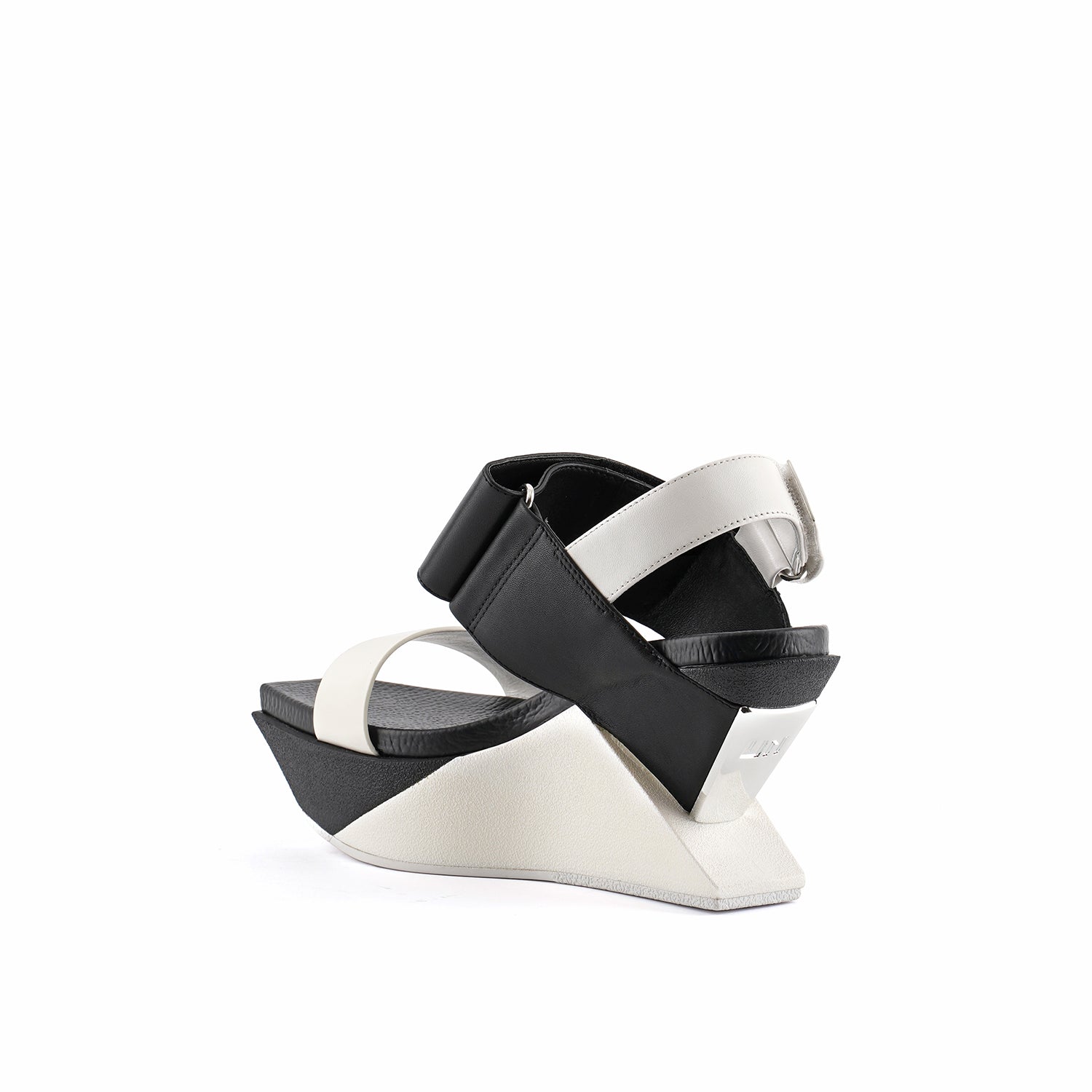 Delta Wedge Sandal – United Nude