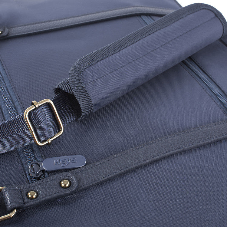 HEYS HiLite Laptop Case | Heys Luggage - heys.ca