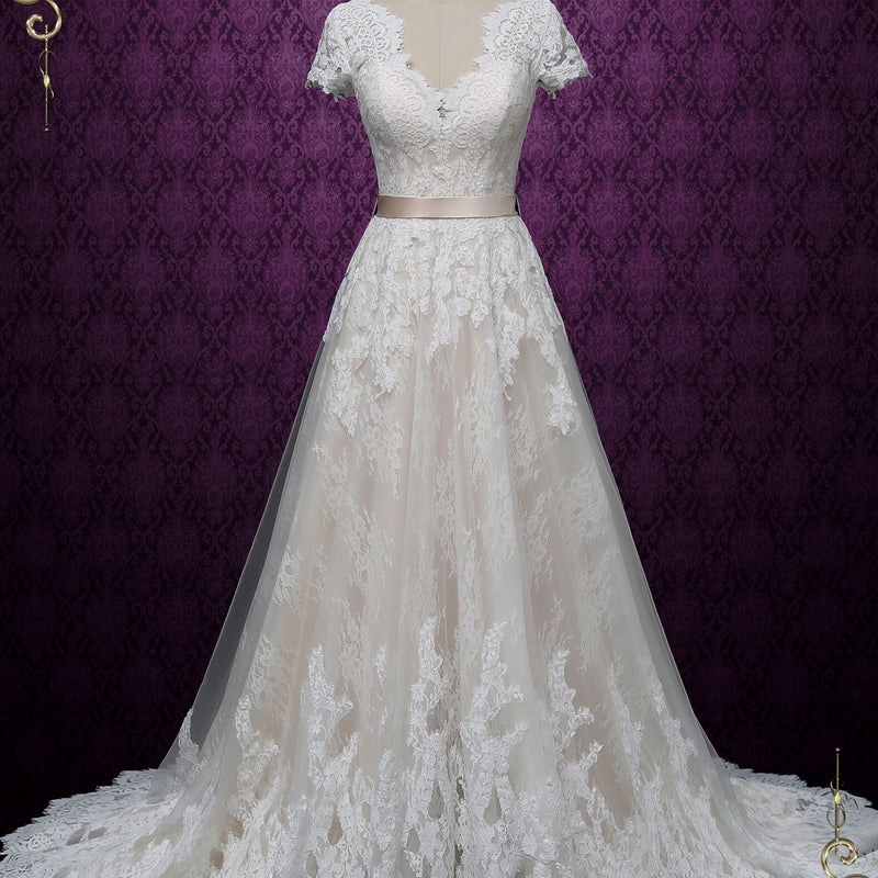 Vintage Lace Wedding Dress with Open Back | Amelia – ieie
