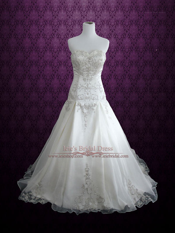 Strapless Sweetheart A Line Wedding Dress With Embroideries And Droppe
