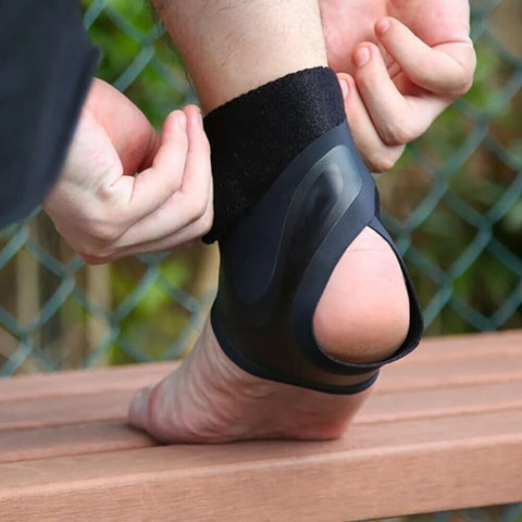 Ultra Thin Ankle Compression Sleeve has an open heel design that allows for better grip of your ankles and prevents slipping.