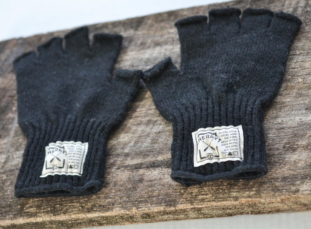 coal fingerless gloves