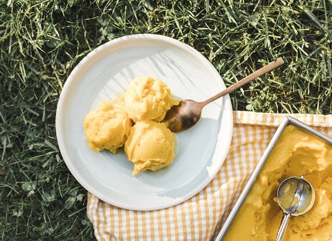 Image of the mango and honey sherbet recipe by Les Belles Combines