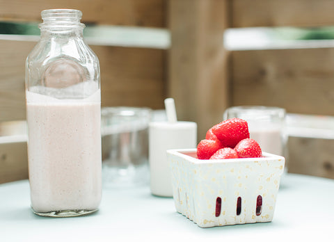 Oat and Strawberry Smoothie