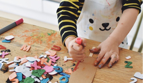 Goede 11 leuke dingen om thuis met je kinderen te doen als het regent LD-65