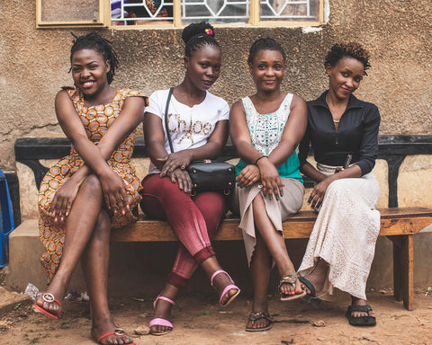 ZENZ støtter piger i Uganda - PlanBørnefonden samarbejde