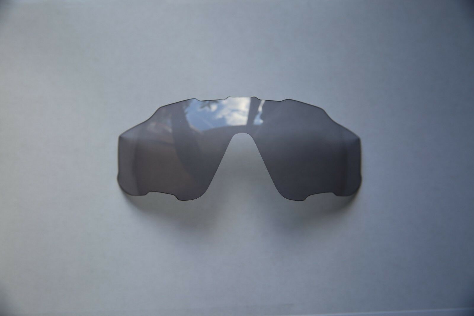 oakley jawbreaker photochromic lens
