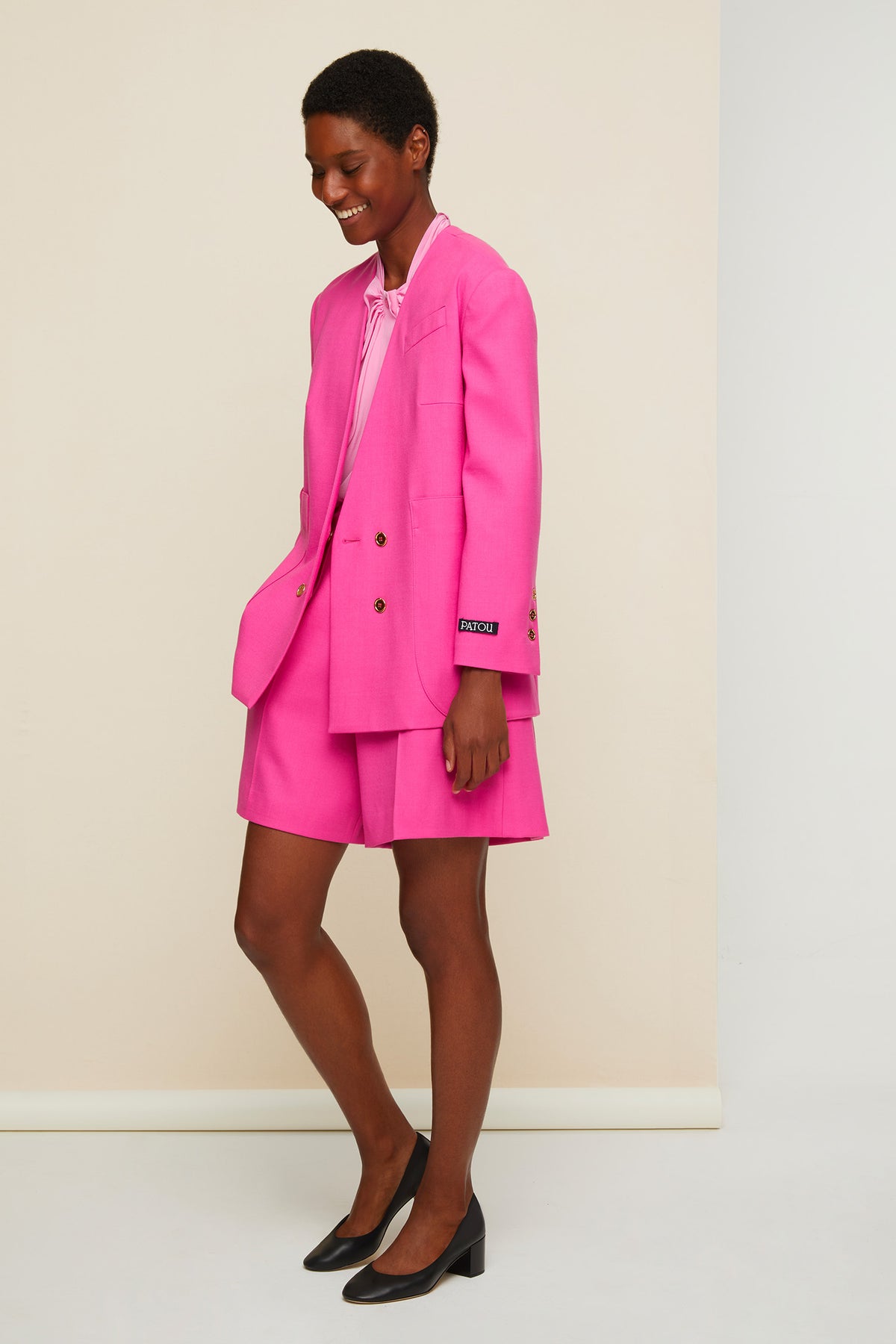 Patou | Collarless double-breasted wool jacket (colour: pink) - Patou.com