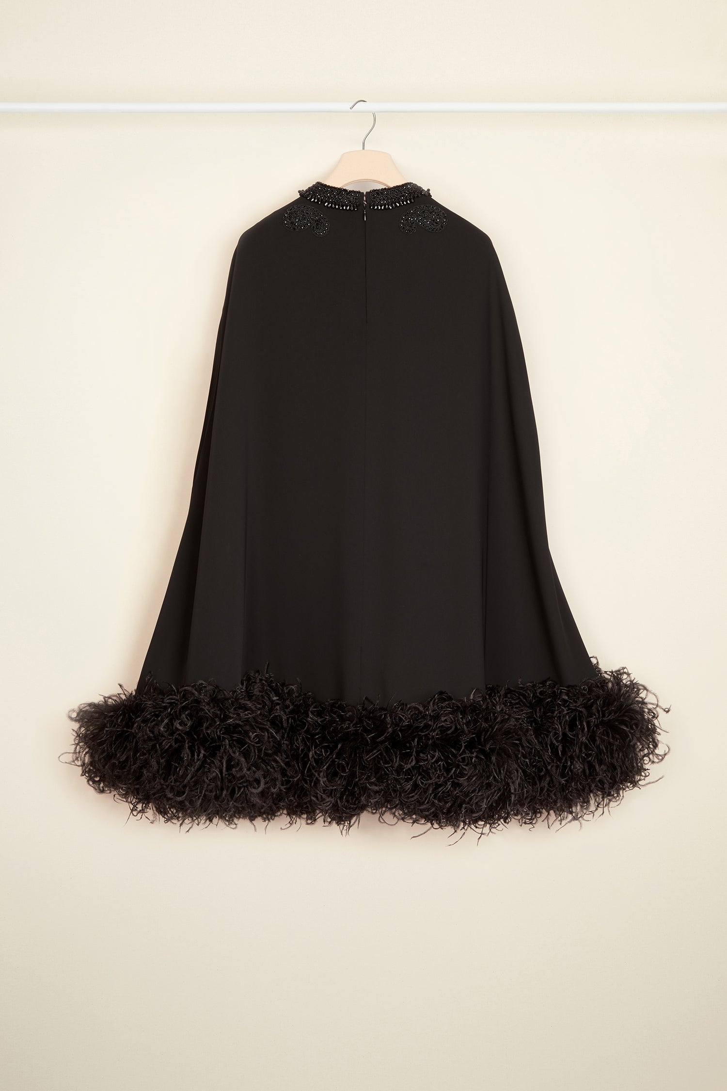 Patou - Cape dress embroidered with feathers 