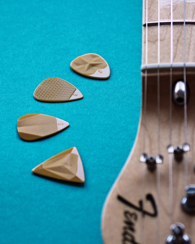 guitar-pick-premium