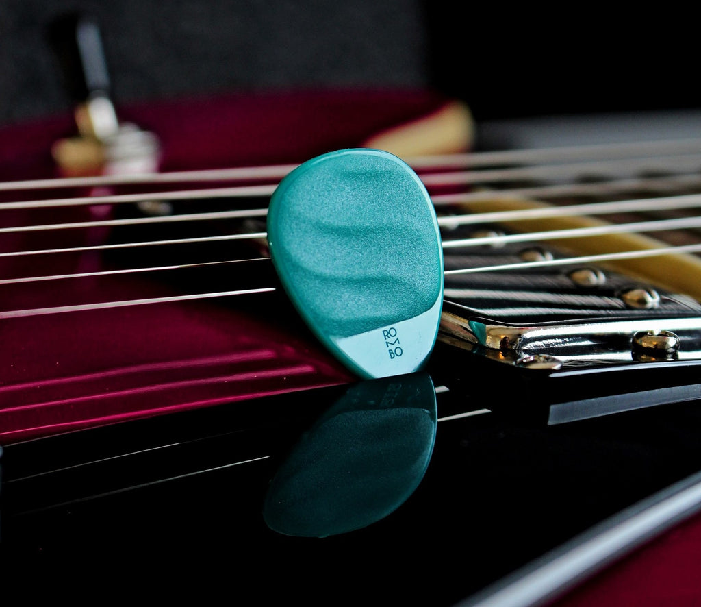 guitar-pick-rounded-jazz