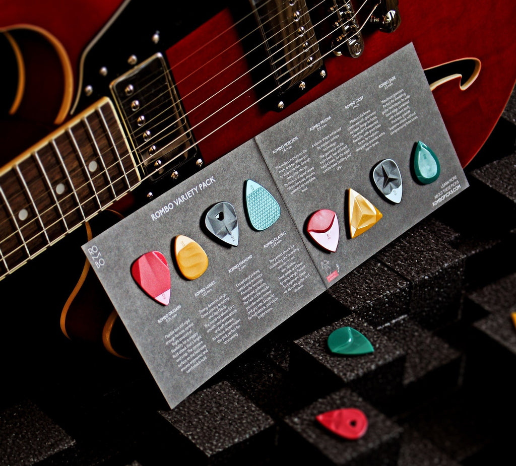 guitar-pick-variety-pack-different-thickesses