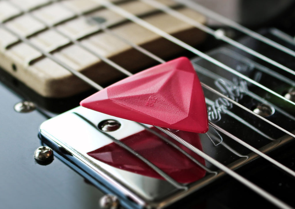 triangle-guitar-pick-shape-brand-rombopicks