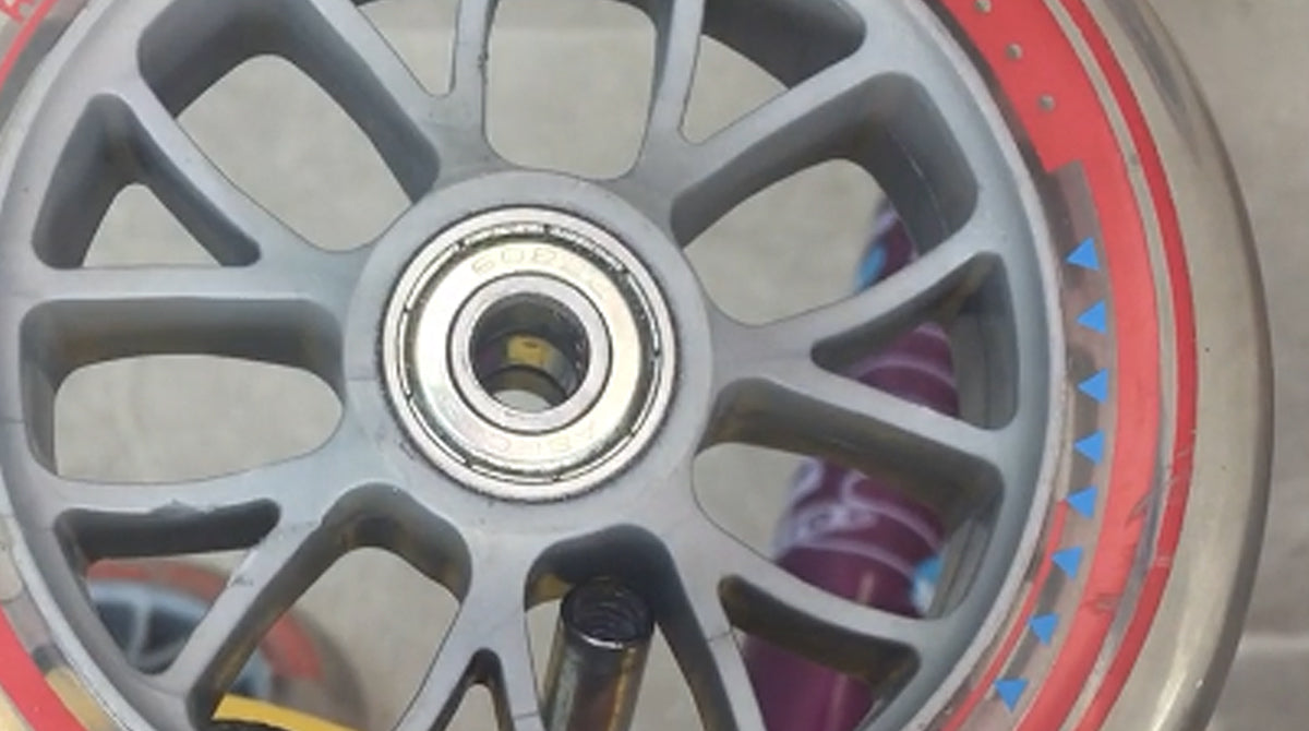 How to change the left hand wheel on a Mini Micro - step 4