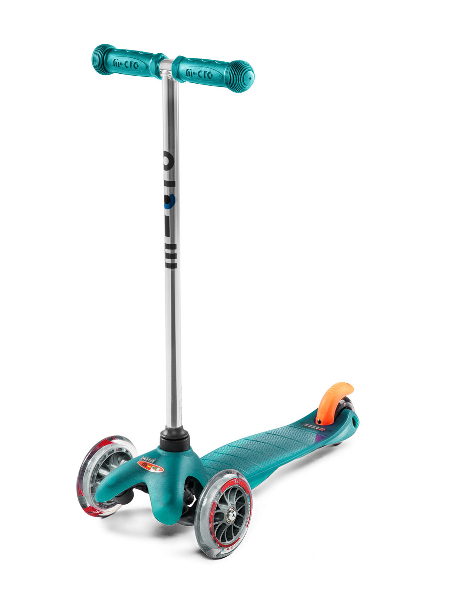 Mini Micro Classic 3 Wheel Scooter