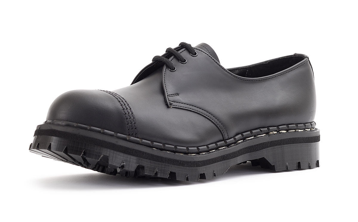 Gripfast 3 Eyelet Classic Shoe in Black