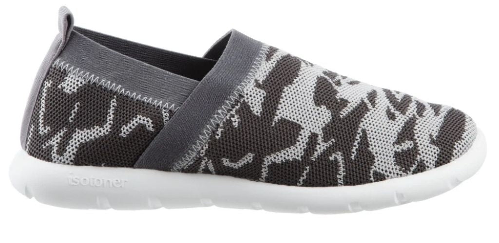 A geo print Zenz shoe